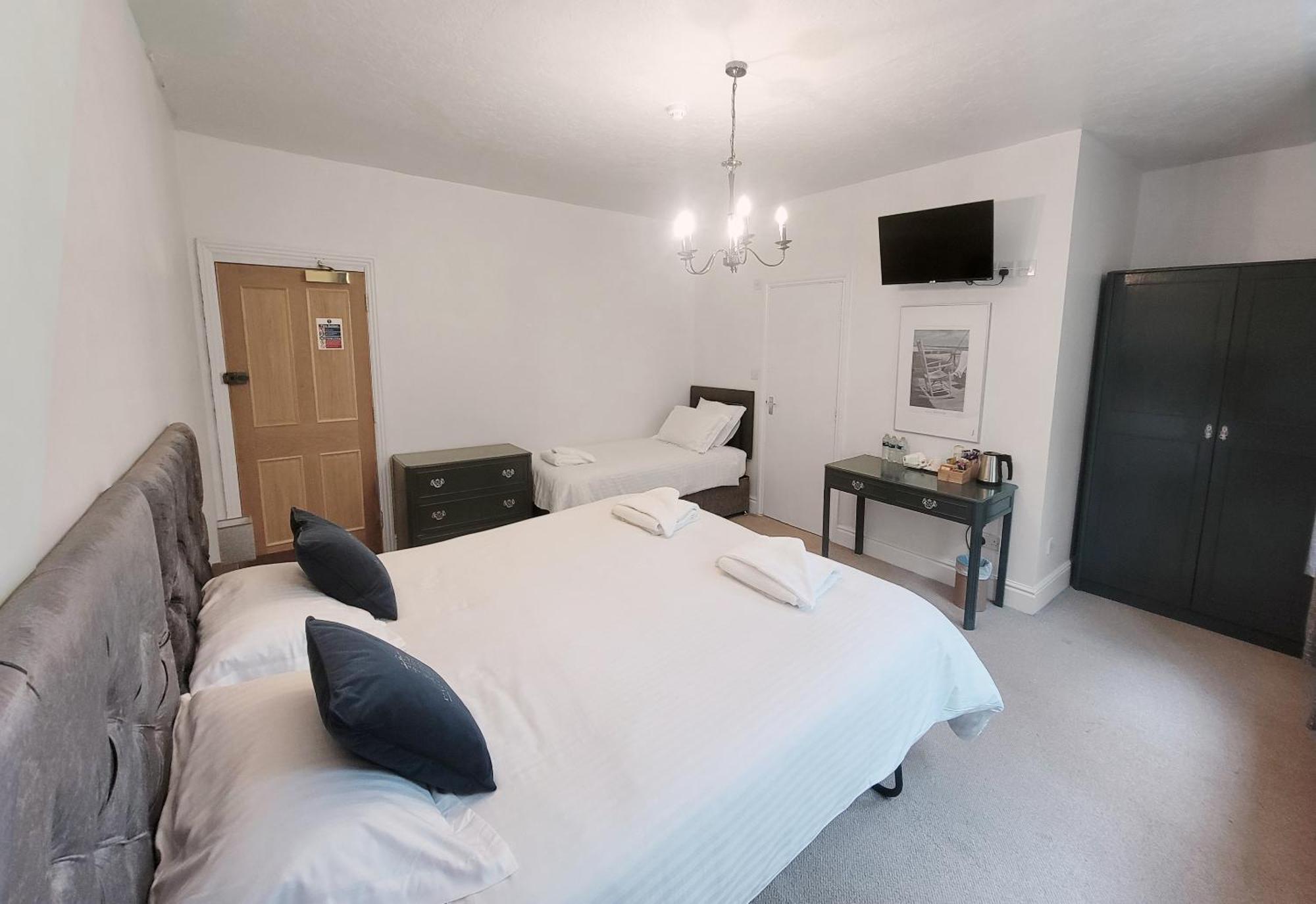 Triple Room with Garden View